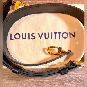 Bandouliere Shoulder Strap Black never used. Comes with dust bag and box.May2022